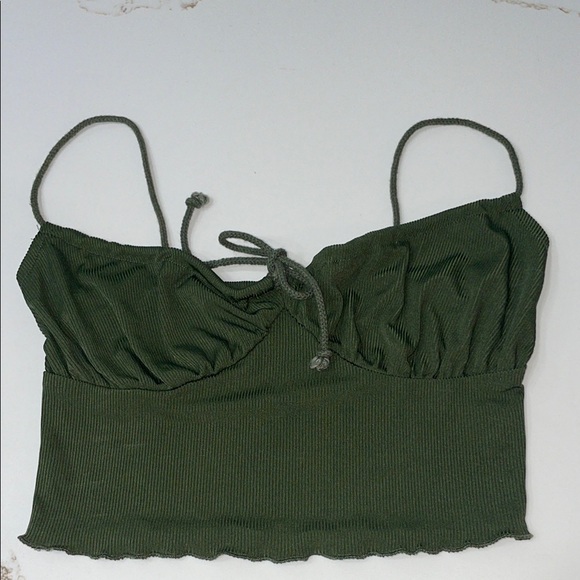 SHEIN Green Ribbed Ruched Tie Front Camisole Crop Top ~ 2 - Picture 1 of 5